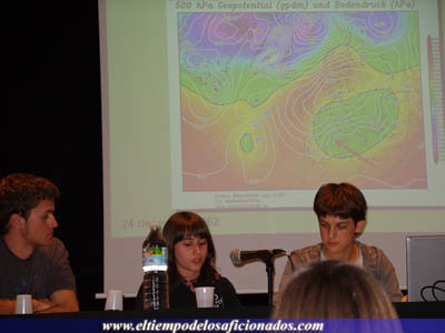 Momento de exposici�n de Bruna Surinyach